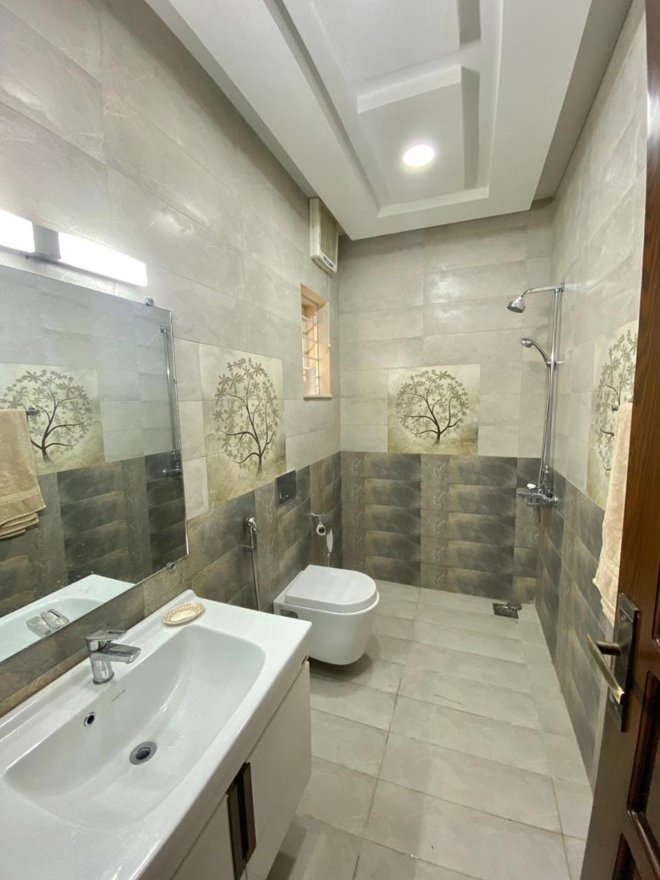 Dream Executive Guest House イスラマバード エクステリア 写真